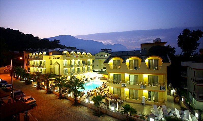 Elamir Grand Lukullus Hotel